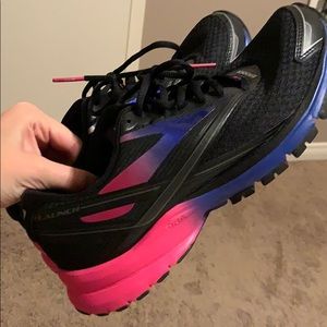 Brooks Launch 4 sz 9 running shoes sneakers